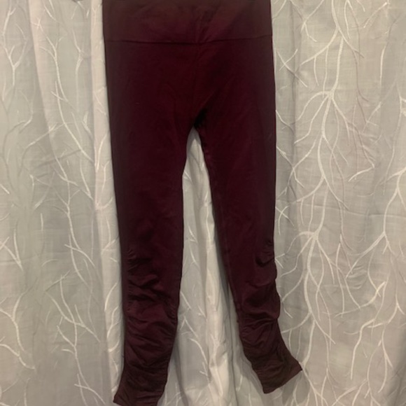 Sold - High-Waisted Seamless Ruched Legging - Picture 1 of 3